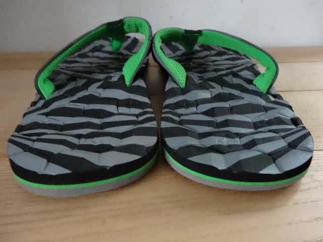 Klapki UNDER ARMOUR roz 46 Japonki Męskie