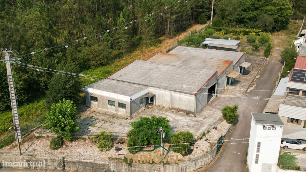 Pavilhão industrial em São Roque, Oliveira de Azeméis