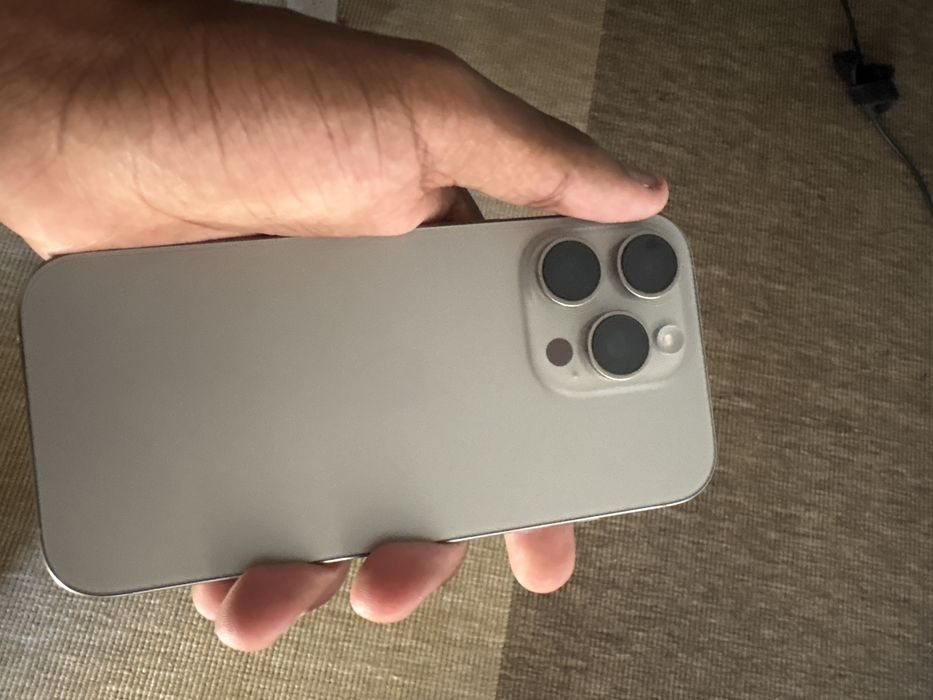 Iphone 16 pro em otimas condicoes