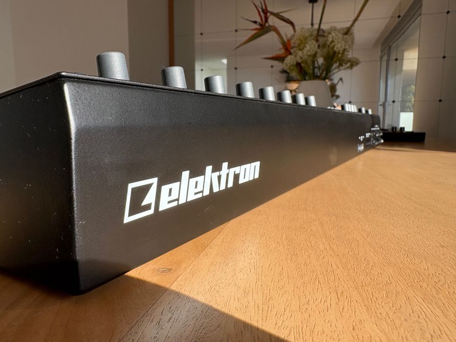 Elektron Digitone Keys - estado impecável, com caixa
