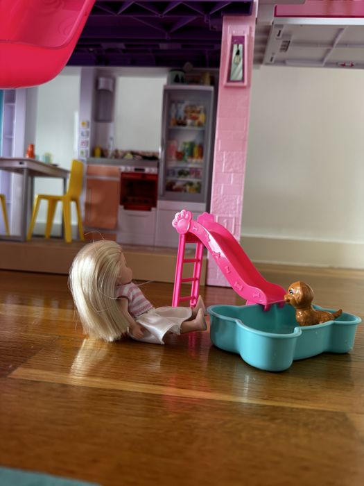 Casa da Barbie - excelente estado