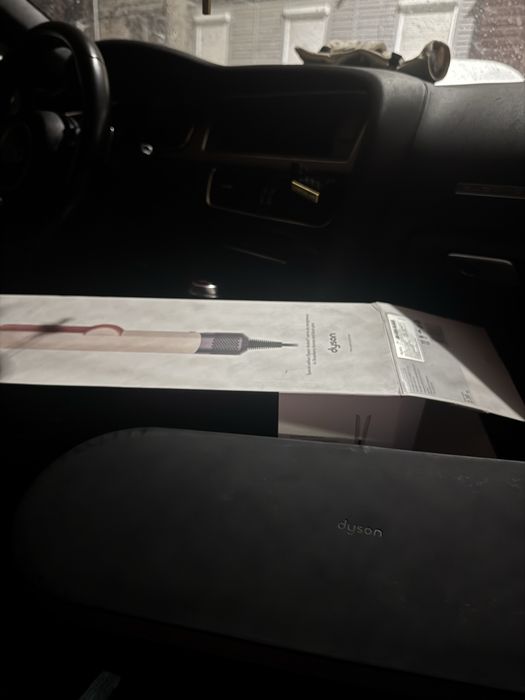 Dyson Airstrait Випрямляч для волосся