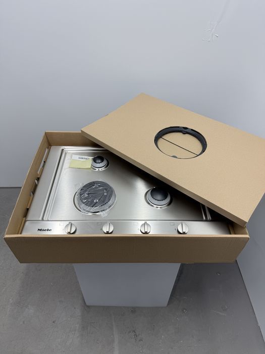 Нова газова поверхня Miele KM2030 G