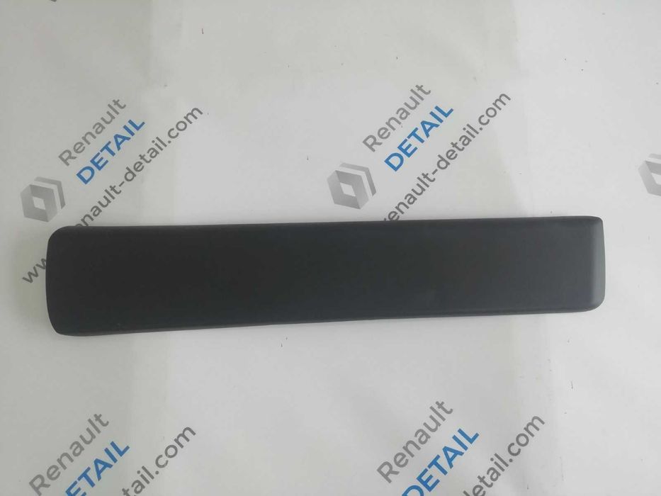 Листва молдинг накладка Renault trafic 2 Трафік Віваро vivaro Nissan