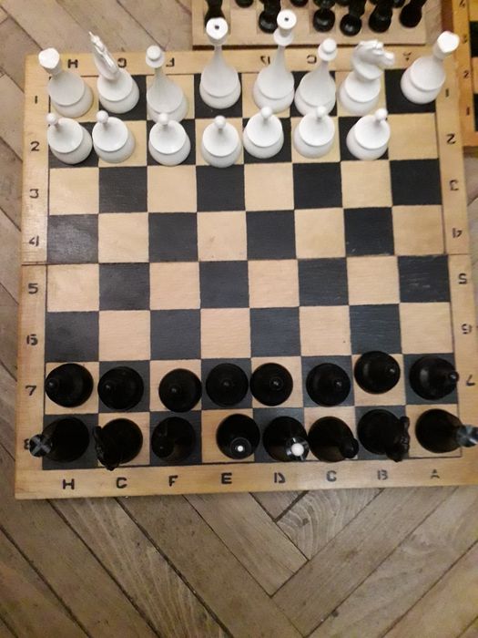 Шахматы доска деревянная *ціна за 1шт.*розм. доски 36×36 менша 20×20