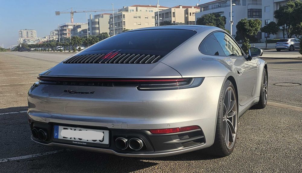 Porsche Carrera 4 911 (992) com IVA descriminado
