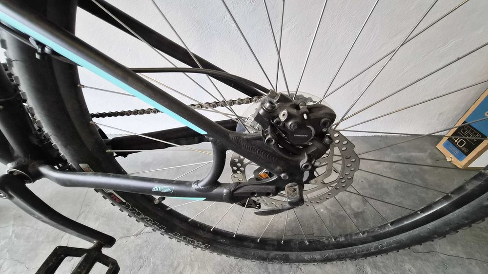 Bicicleta Specialized Jett Comp 29