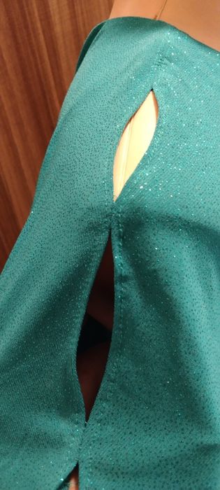 Piękna, długa sukienka imprezowa