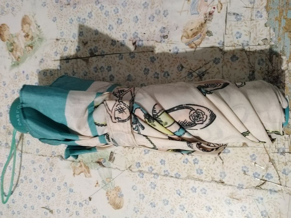 Vendo   chuva bom estado