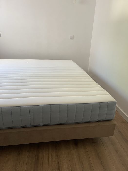 Sommier 160x200 em ótimo estado - com ou sem colchão