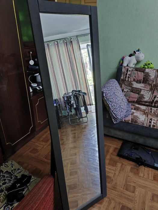 Зеркало напольное