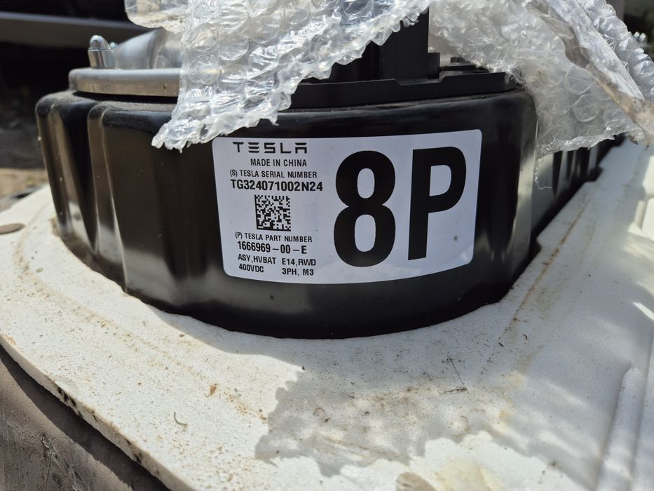 Tesla modelo 3 de 2024 para peças com apenas 13000km