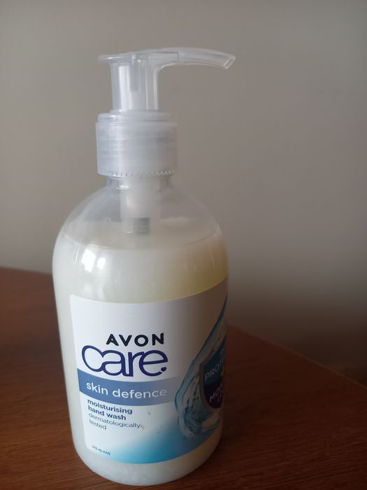 Sprzedam 3 mydła do rąk Avon