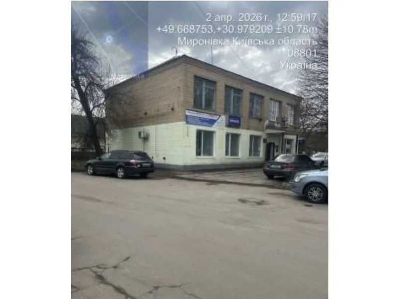 Продаж комерційного приміщення 169 м² + гараж у центрі Миронівки, вул. Захарченка, 56