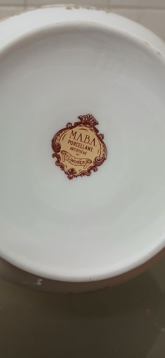 Bules de chá em porcelana