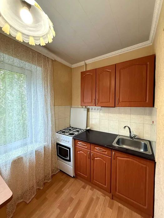 Оренда 1-кімнатної квартири, Центр (м. Палац Україна / Либідська)