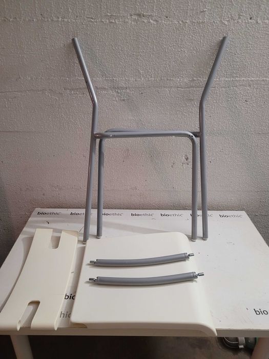 Estrutura metálica cadeiras cozinha IKEA