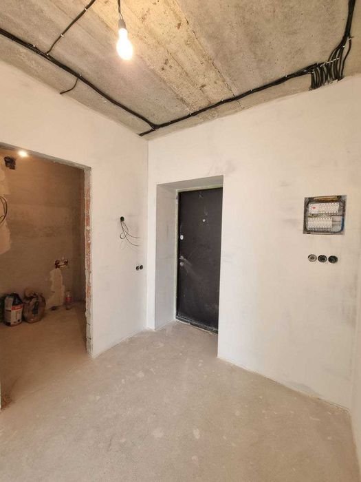 Продається 2-кімнатна квартира в сучасному житловому комплексі