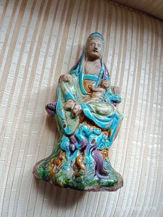 Escultura Ming de Guanyin Songzi Séc XVI 25,6 cm