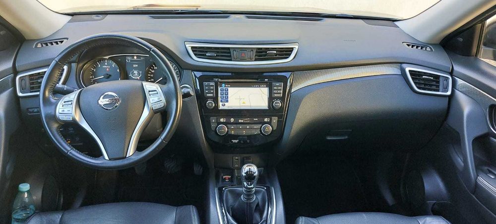 Nissan X-Trail wersja Tekna 2016/17