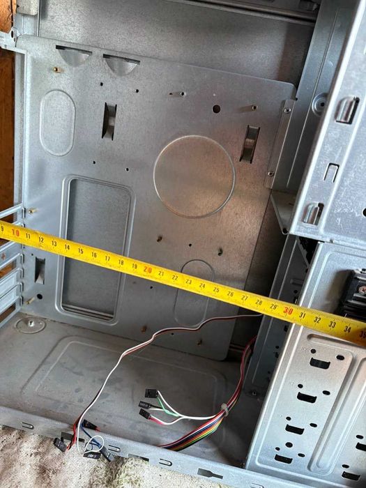 Корпус пк системного блока комп'ютера