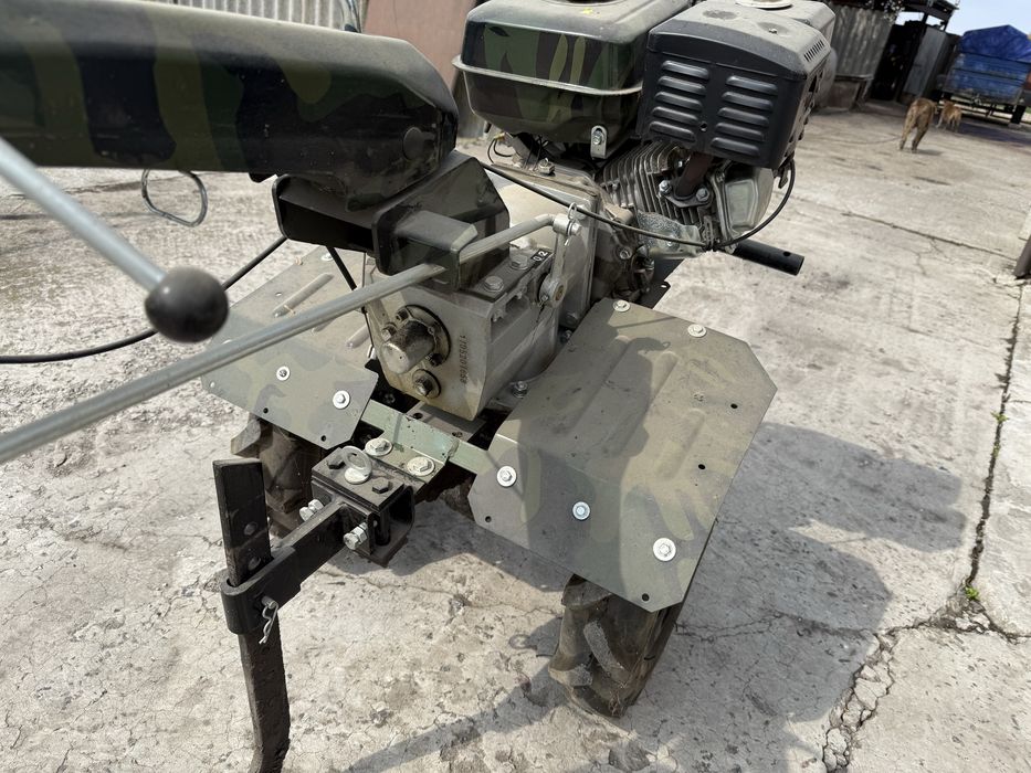 Продам бензиновий  Мотоблок Зірка 6.5 л.с.