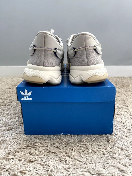 Кроссовки Adidas Ozweego