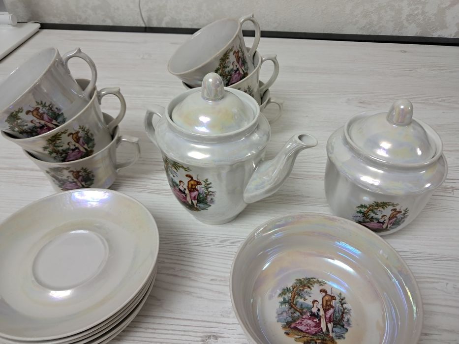 Чайний сервіз на 6 персон.