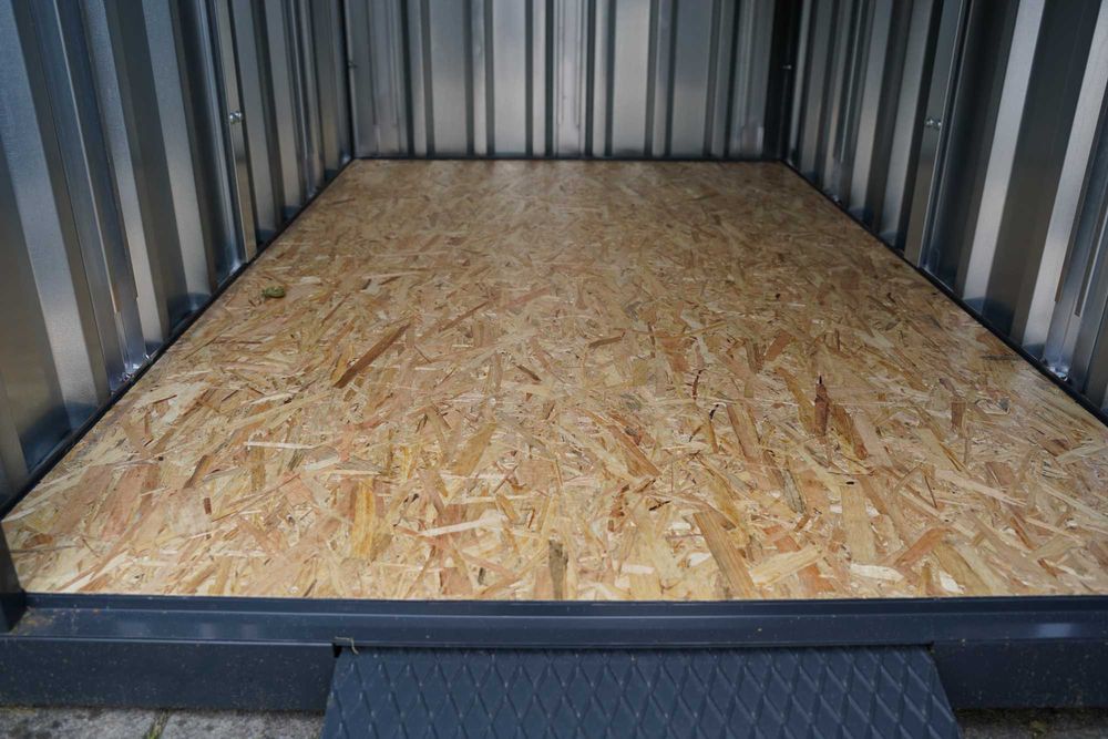 Armazém de Jardim barato totalmente equipado