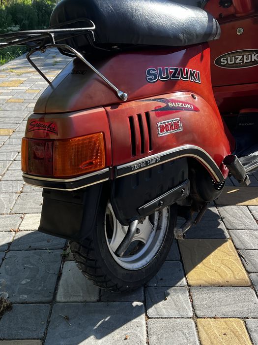 Suzuki Gemma 80cc. Винтажный скутер 1983 года.