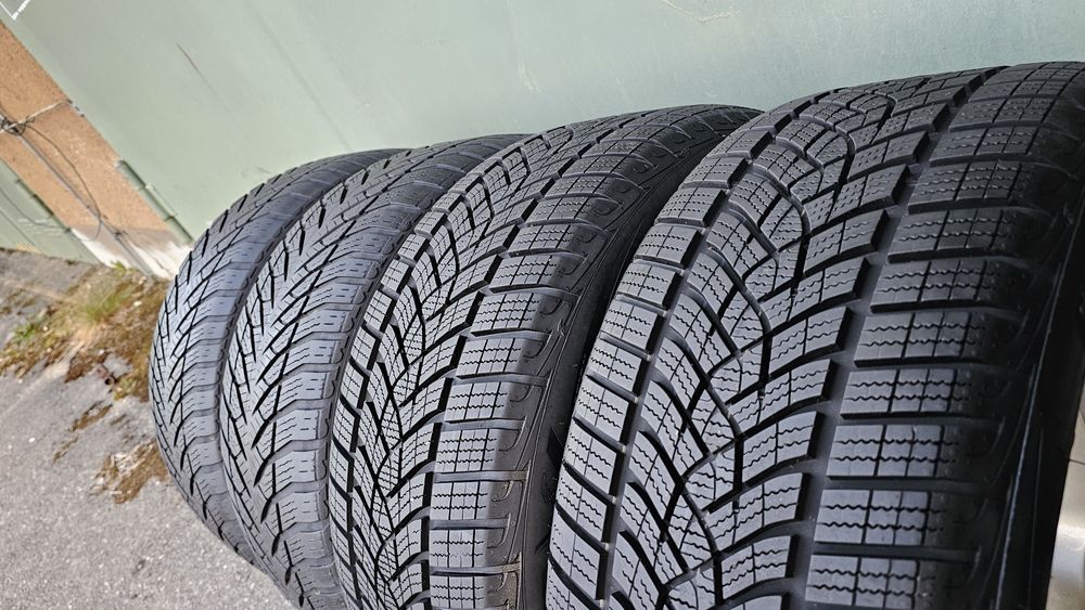 Литые диски  R17 5*120 (BMW 34, 38, 60, 90, f 01. 02. 03. 10, T5, 6