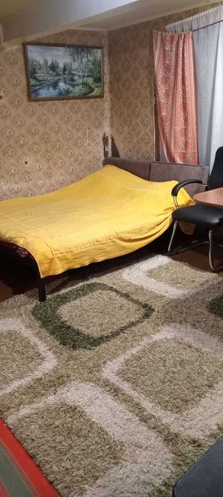Будинок в с.Хрещатик, з ділянкою під будівництво