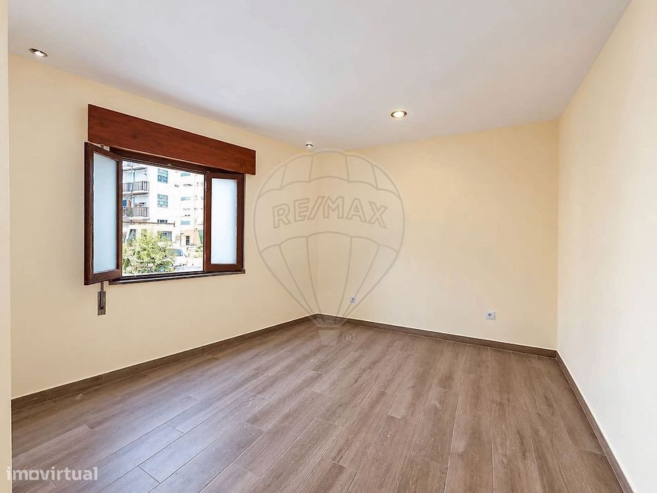Moradia T2 para arrendamento