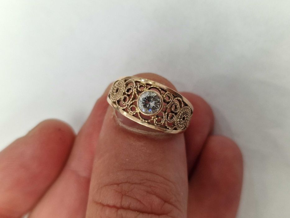 Złoty pierścionek damski/ 585/ 2.54 gram/ R13/ Kraków 1963-86