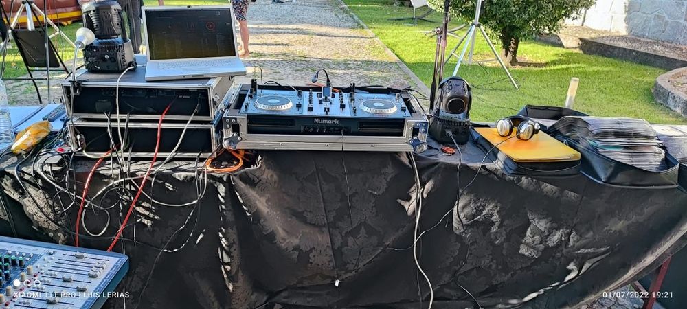 DJ freelancer, animação de eventos.