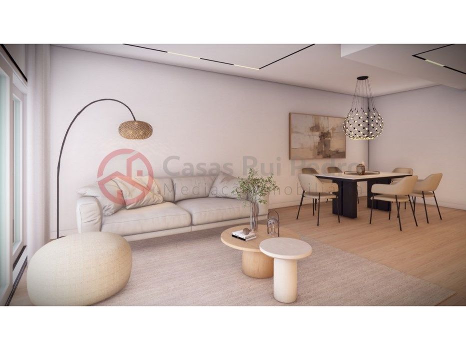 Apartamento T1 com Logradouro e Parqueamento