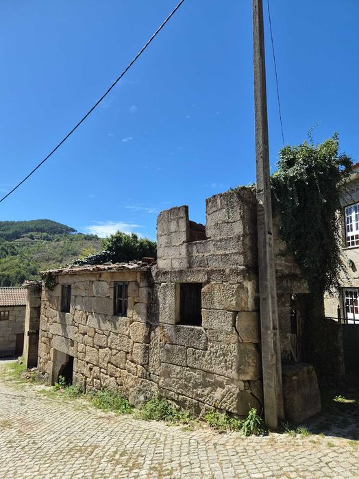Casa em CABRIZ/CERVA para reconstrução