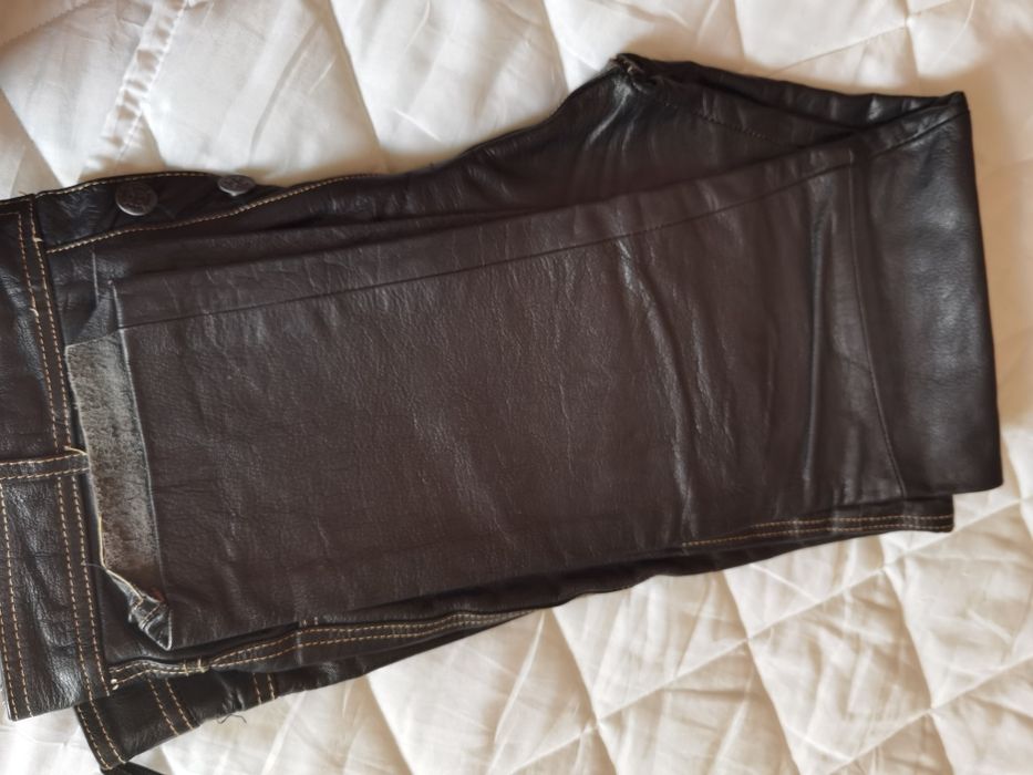 Calças pele cabedal 38