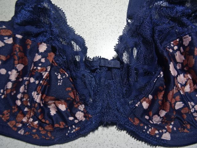 Marks & Spencer super biustonosz w plameczki 90 A