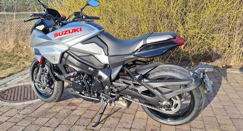 Suzuki GSXS 1000 Katana
