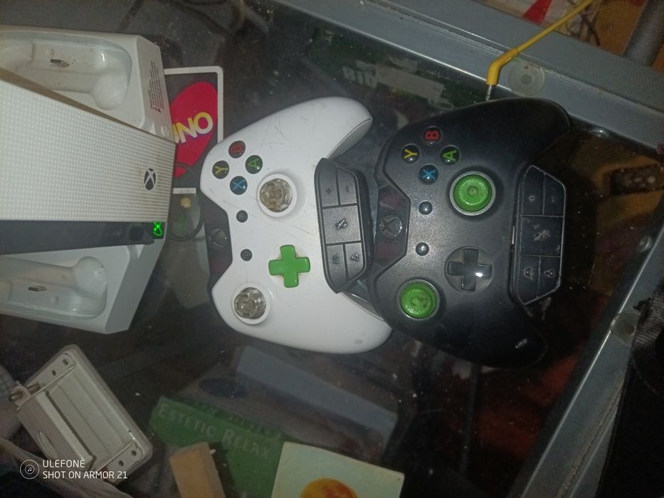 Xbox  one s  1tb