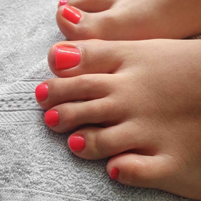 manicure hybrydowy i tytanowy