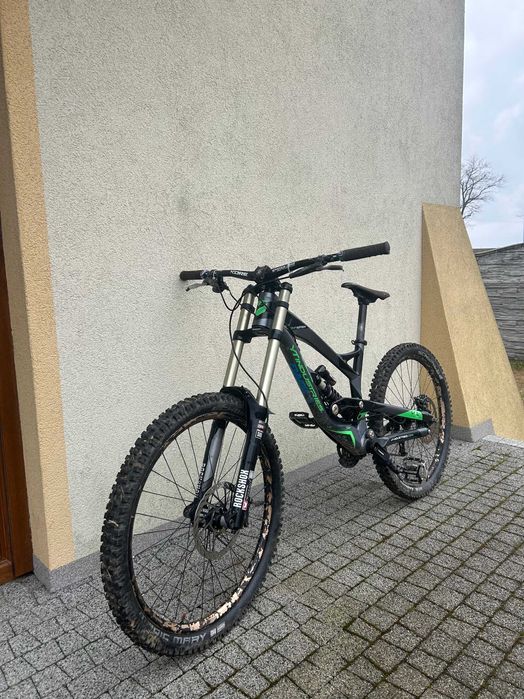 Rower Zjazdowy YT TUES 2.0 Competition DH Downhill Full po serwisie