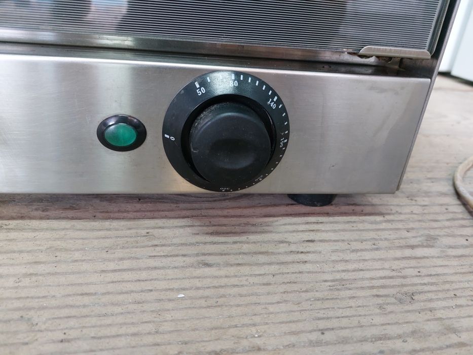 Пароконвектомат конвекційна піч з парозволоженням Unox XF090P 220/380В