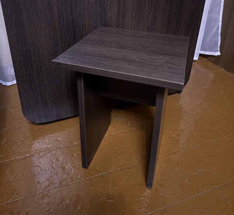 Стіл-комод+4 табуретки