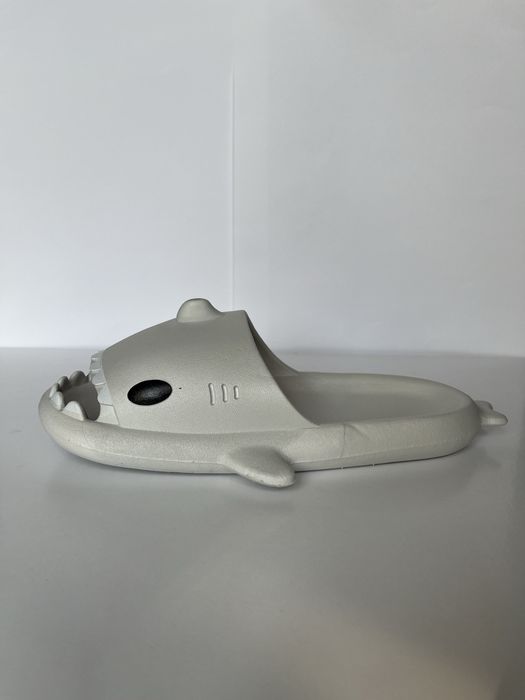 Klapki shark szare