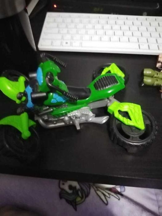 TMNT 2012 motor krążownik transformujący się