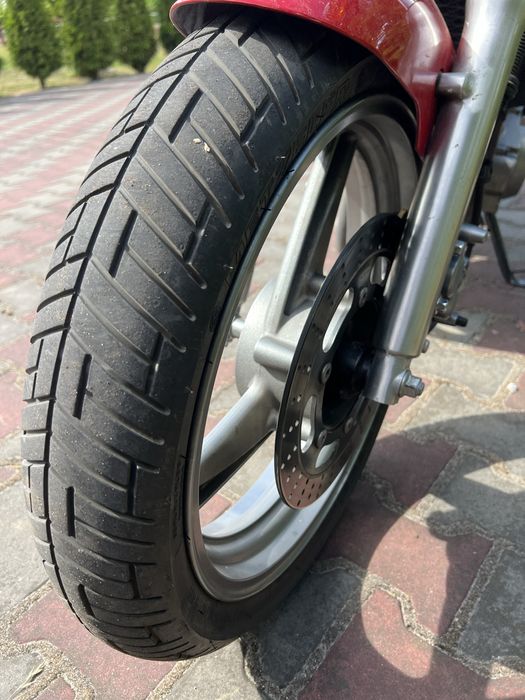 В продажі Kawasaki er 5
