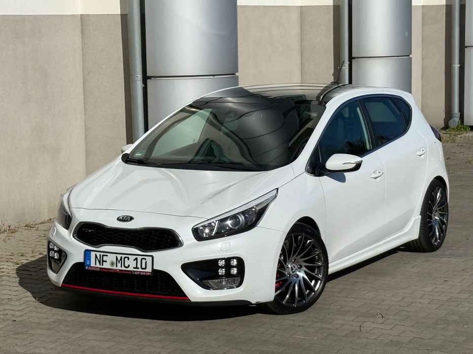 Kia Ceed GT 205KM Biała Perła Bixenon Panorama Recaro alu 18 Servis