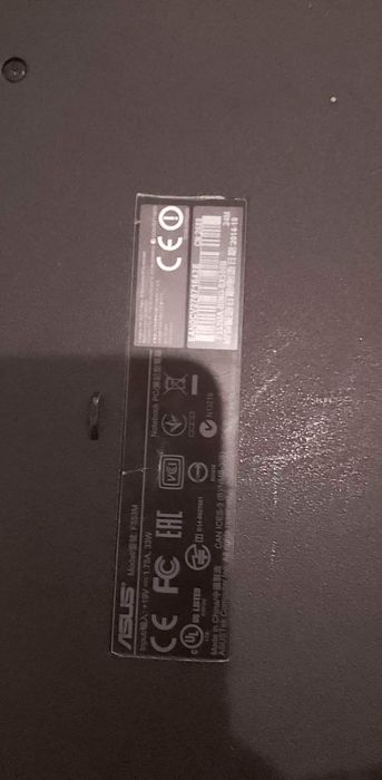 Laptop ASUS F553M